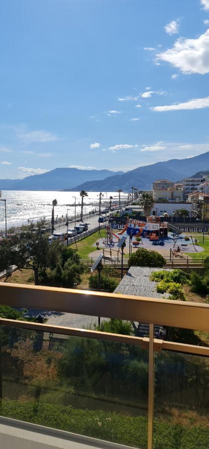 (A)Mare Apartment Ventimiglia Exterior foto