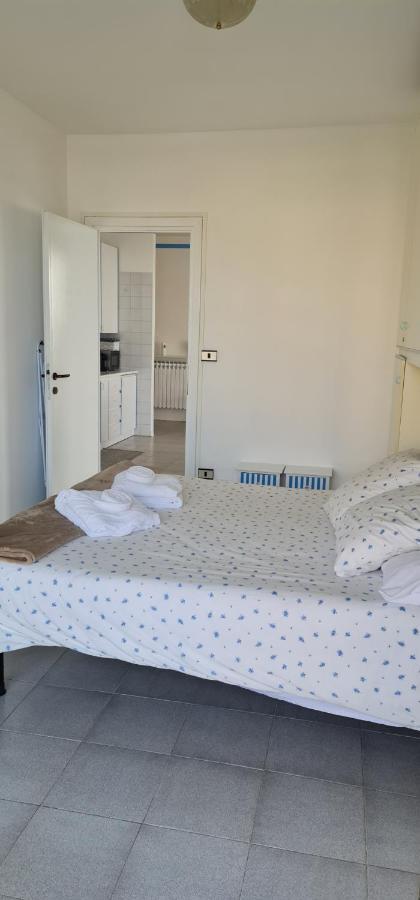 (A)Mare Apartment Ventimiglia Exterior foto